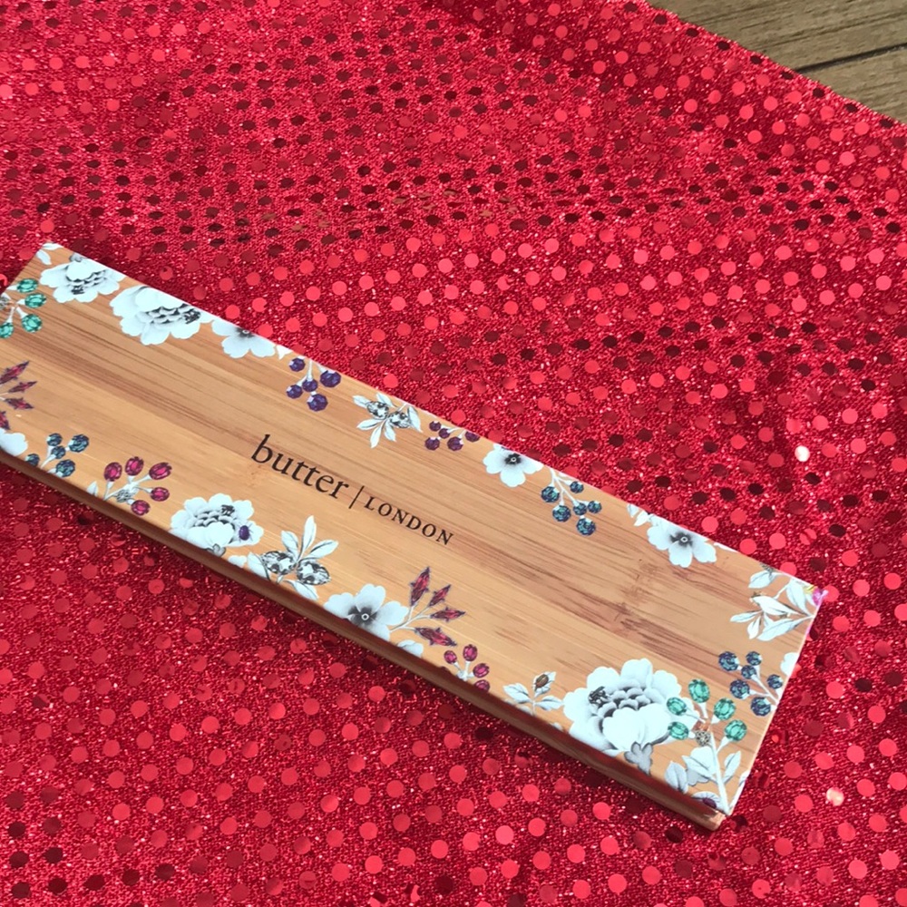 Eyeshadow palette